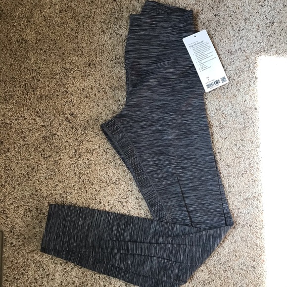 lululemon athletica Pants - Lululemon High Rise Align leggings - Sz 6